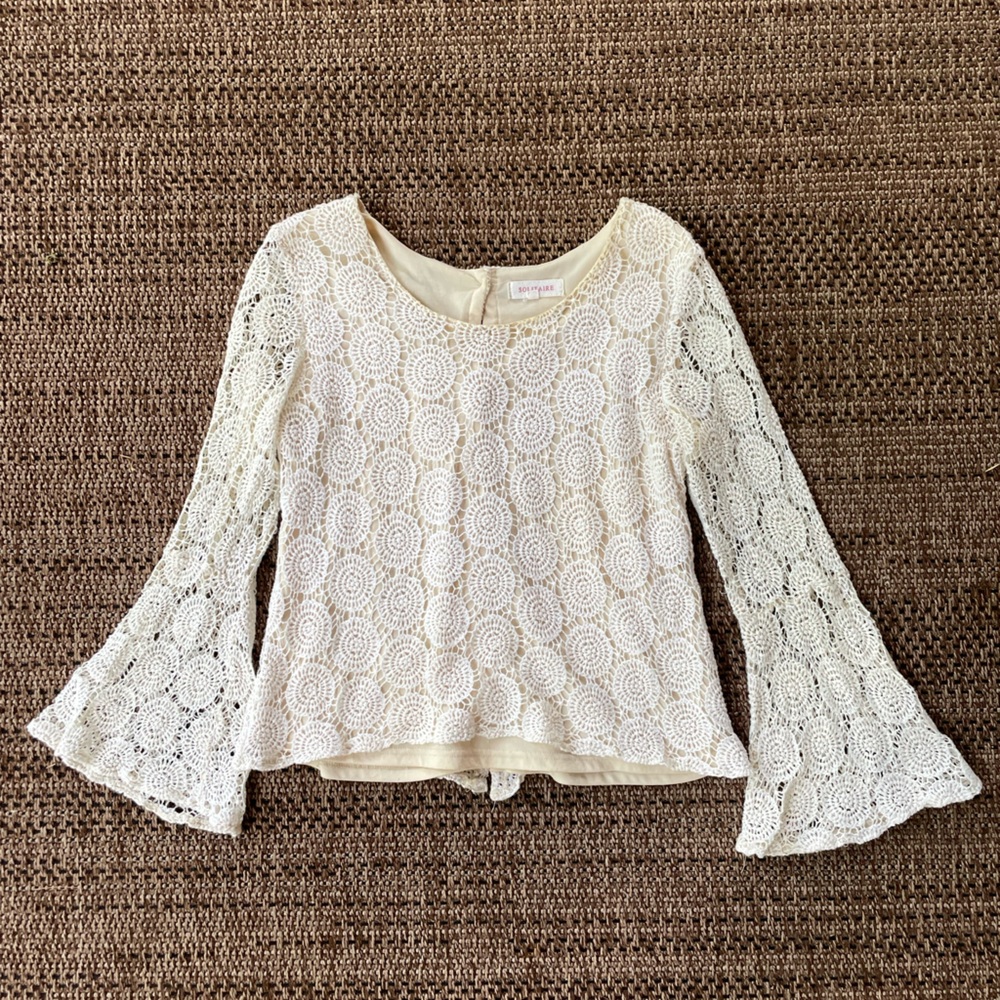 Crochet long sleeve cream blouse